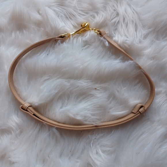 Gold Hook Belt Nude Leather - Picture 7 of 9